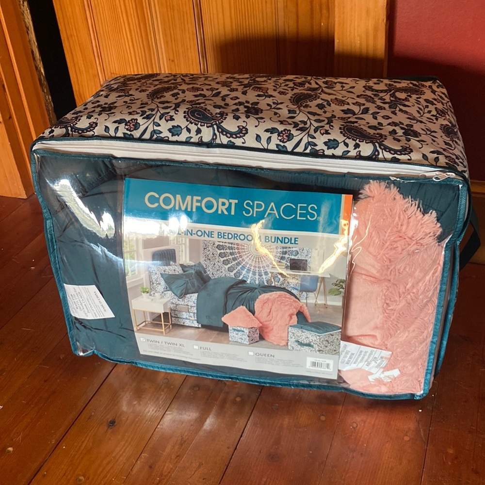 Twin XL Bedding Set